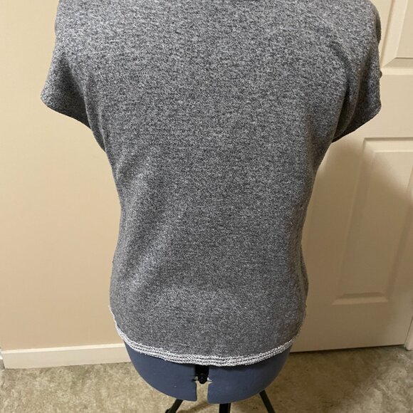 Suzy Shier | Gray Short Sleeve Shirt - Picture 3 of 5